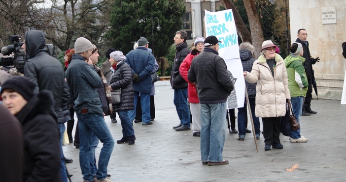 Варненци излязоха днес на протест против плановете за строителство на