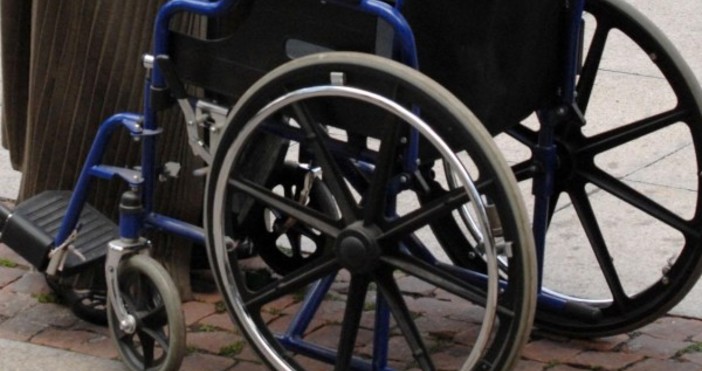 Хора с увреждания, които имат над 50% ТЕЛК, не могат