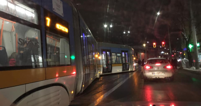 Снимки Забелязано в София Трамвай движещ се по линия 7 е