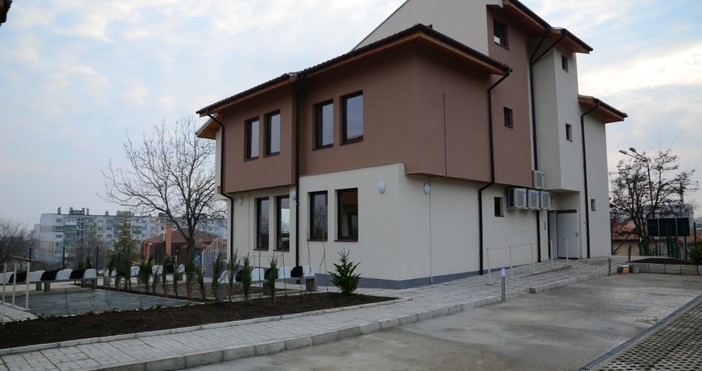 Снимвка Live Varna bgДоговорът за изграждане на два нови центъра за грижа