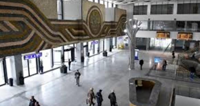 Снимка Булфото архивЕвакуираха Централната гара в София в петък заради