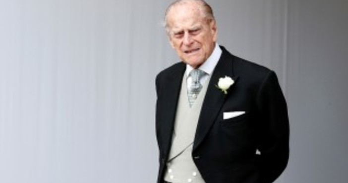 Съпругът на британската кралица Елизабет II, 97-годишният принц Филип, се
