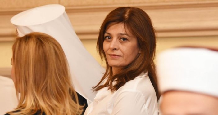 Съпругата на президента Десислава Радева първо коментира във фейсбук думите