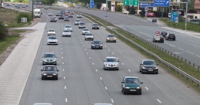 МВР възнамерява да закупи скоростни автомобили за по добър контрол по