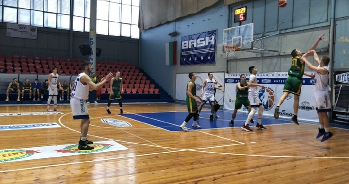 Шумен изигра три силни части при гостуването си на Черно