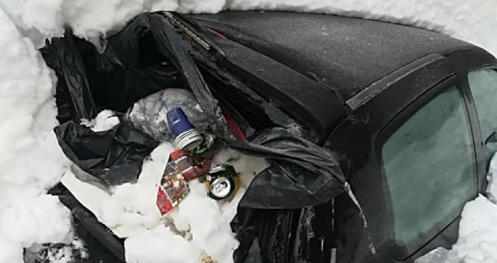  Снимки 24rodopi com Да си оставиш колата на Студенец Да я затрупа снегът