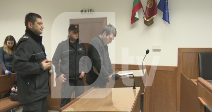 снимка БтвСъдът остави в ареста Александър Иванов задържан за кражбата