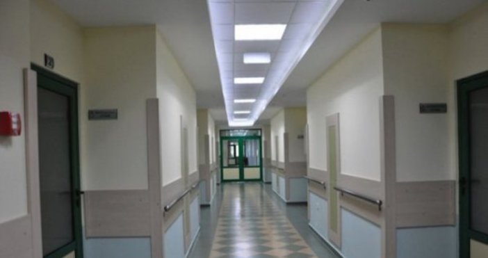 Снимка БулфотоЛекарите и медицинските сестри в карловсаката болница подават оставки