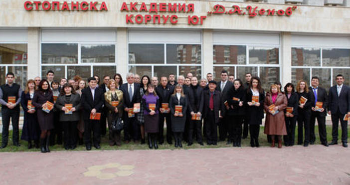 Причината – субсидията за Стопанската академия се орязва за поредна