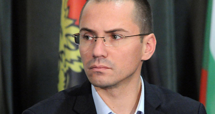 БНРПротивно на мнението на господин Кирилов, промените в Изборния кодекс