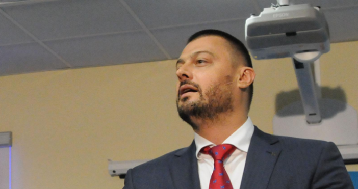 Николай Бареков написа остър пост във Фейсбук След краха на ГЕРБ