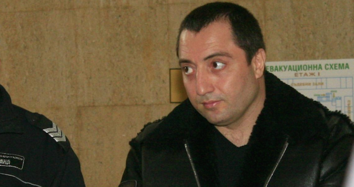Снимка БулфотоСъдът остави в ареста Димитър Желязков-Митьо Очите. Според магистратите