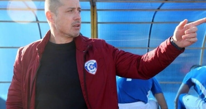 Треньорът на Спартак Енгибар Енгибаров обяви че отборът няма право