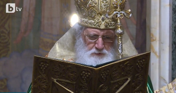 Кадър и видео: btvnovinite.bgНегово Светейшество Патриарх Неофит отслужи света литургия