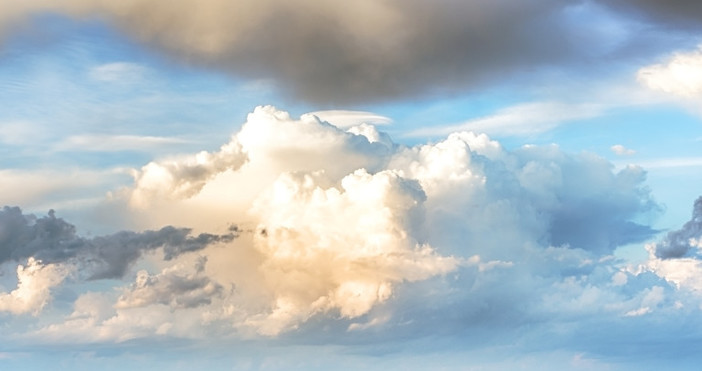 News ngДнес ще има по малко слънце дневните температури се понижават Очаква се