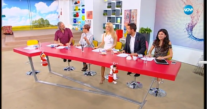 Предаването На кафе изненадващо започна без Гала днес Нейните колеги