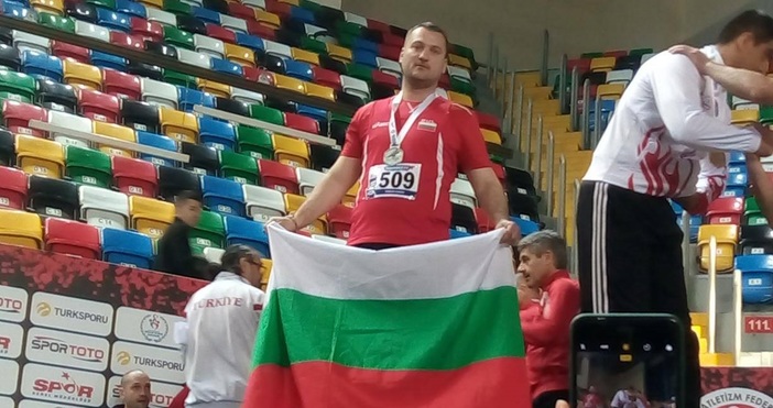 Гюлетласкачът Веселин Василев от Шабла направи фурор на Балканското първенство