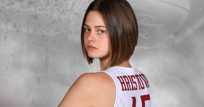Най-добрата българска баскетболистка - варненката Борислава Христова, ще изиграе още