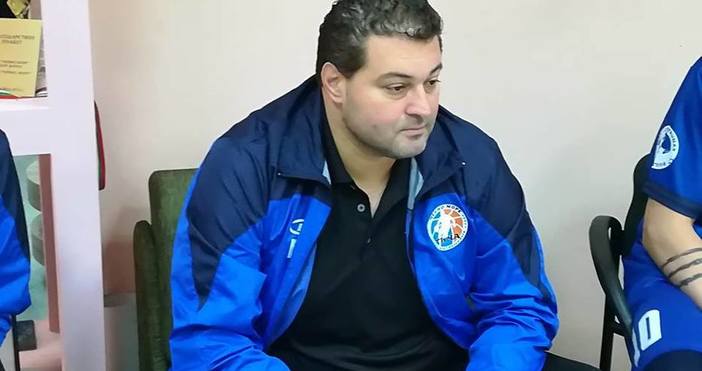 Старши треньорът на Черно море Тича Галин Стоянов очаква много