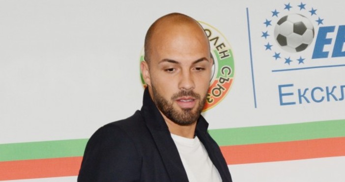 Вратарят на националния отбор Николай Михайлов обяви че съжалява за