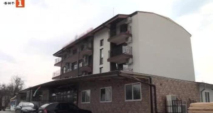 Кадър БНТЛамарина падна от покрива на хотел в курортния град