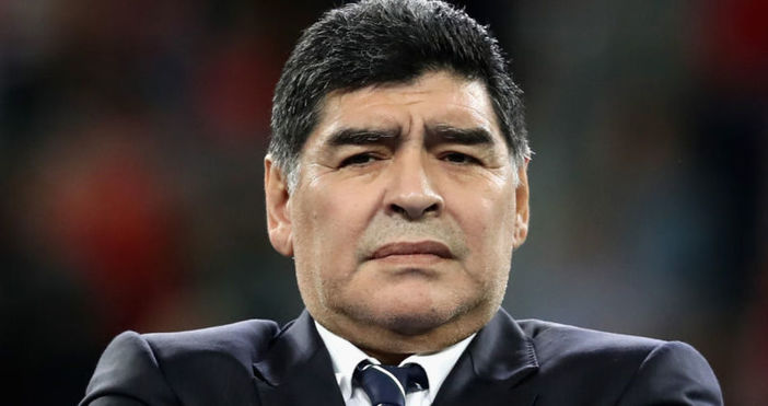 Футболната федерация на Мексико започна разследване срещу Диего Марадона във