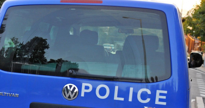 Снимка БулфотоМъж и жена са установени за притежание на антики с предполагаема