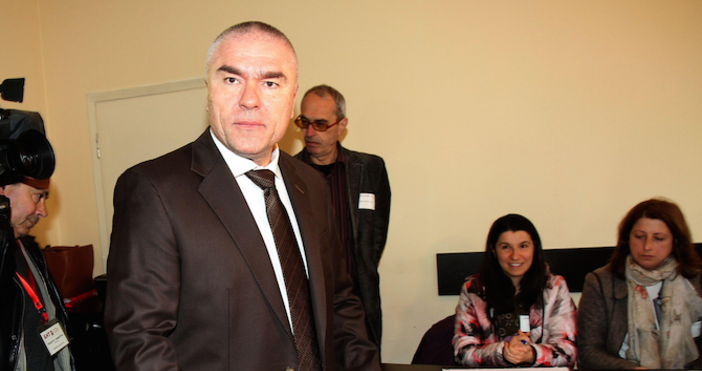 Снимка: БулфотоЛидерът на Воля и зам.-председател на Народното събрание Веселин Марешкиизлезе