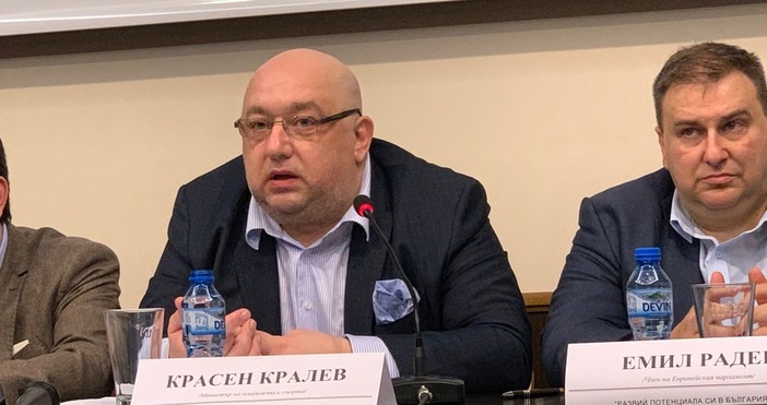 Министърът на спорта Красен Кралев коментира хулиганските прояви на мача
