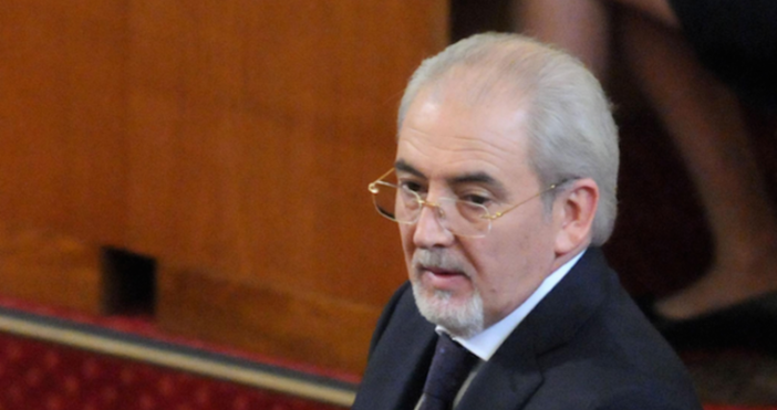 Лидерът на ДОСТ Лютви Местан е призован в Окръжната прокуратура