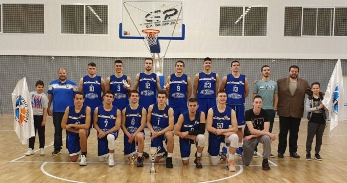 Снимка: BGbasket.comЧерно море Тича U19 спечели Купата на БФБ при