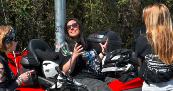 Снимки БулфотоГолямо женско мотошествие в София отбеляза Международния ден на мотористките за втора