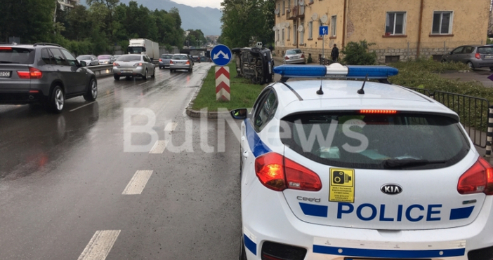 Снимки BulNews bgКатастрофа е станала на един от най натоварените булеварди във Враца