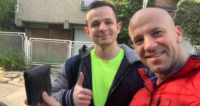 22-годишният Емил Загоров отива на тренировка към фитнес залата, когато