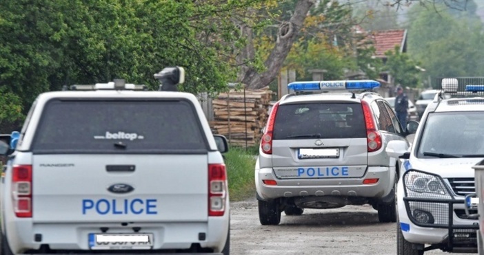 Оръжието което полицията намери днес до Костенец е ловна пушка