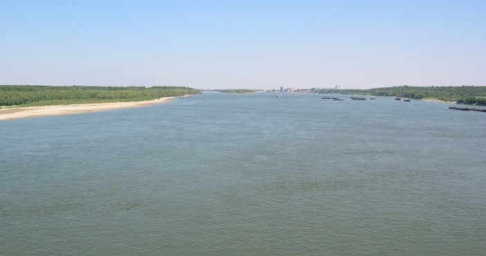 Забрана за къпане в река Дунав по цялото поречие на