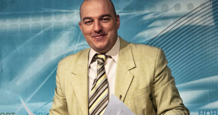 Популярният в спортните среди журналист Станимир Бакалов е най-вероятният заместник