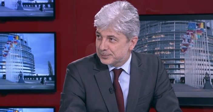 Кадър: Канал 3В рамките на ВМРО няма никакви проблеми. Правителството е стабилно.