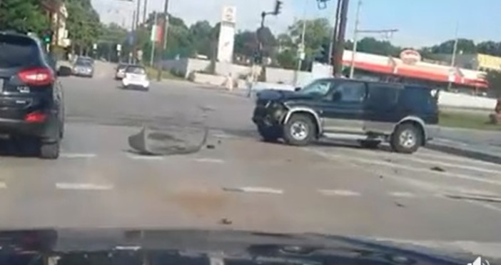 Кадър от видео във Виждам те КАТ ВарнаТежка катастрофа с джип