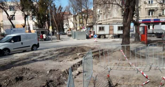 Снимка: Петел, архивБлагоустрояването на района около Шишковата градинка ще завърши