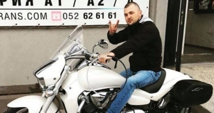 Снимка: ИнстаграмБлизки и приятели на загиналия 29-годишен моторист от Варна