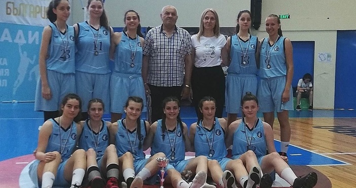 Черно море Одесос спечели сребърните медали на републиканското първенство по баскетбол