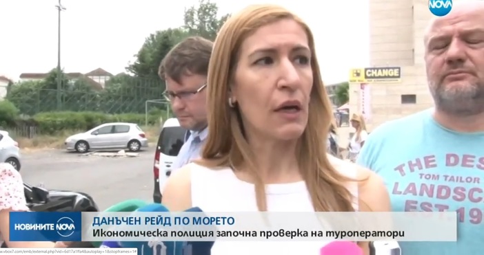 Министърът на туризма Николина Ангелкова се включи в проверка на