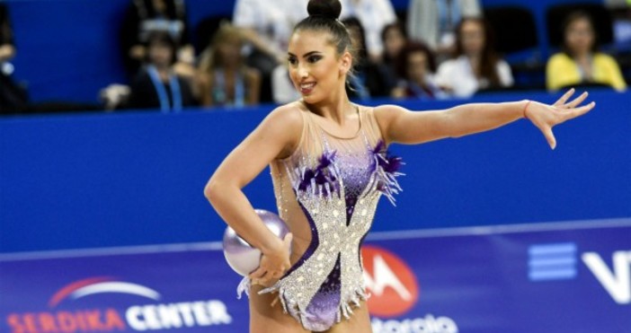 Българската състезателка по художествена гимнастика Катрин Тасева спечели сребро на
