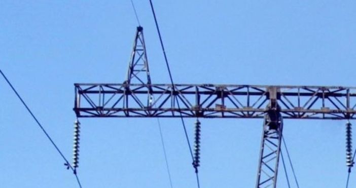 Снимка БулфотоШокиращ скок на цената на тока за бизнеса Увеличението