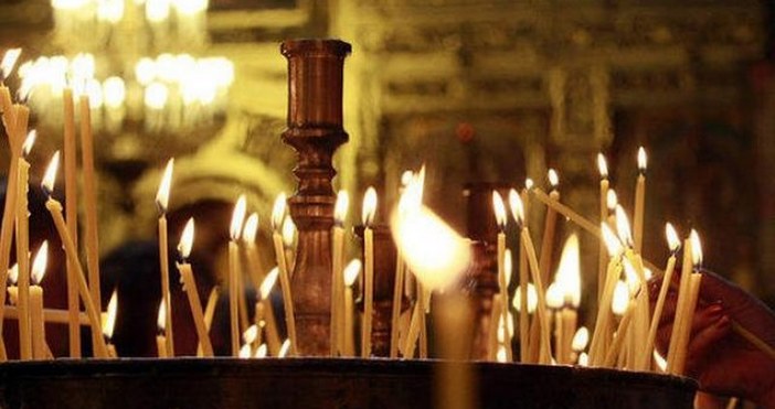 На 12 юли Православната църква почита паметта на Света Вероника  На