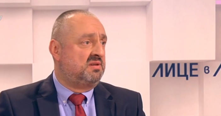 Президентът няма право да поставя критерии но той не го