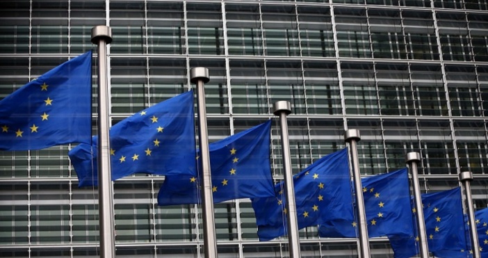 Нов европейски регламент който опростява изискванията за официални документи за