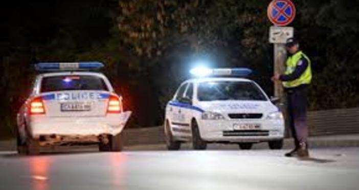 Към 16,00 часа вчера на улица в Пловдив полицаи спрели