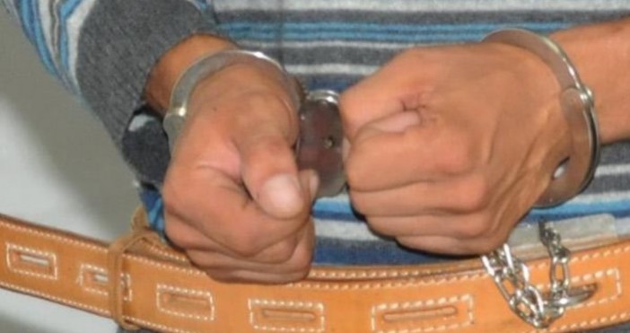 Снимка БулфотоКриминално проявен и осъждан мъж е бил задържан от